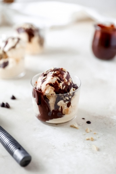 Dairy-free-Hot-Fudge-2.1