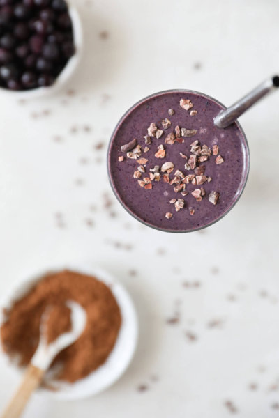 Raw Cacao Blueberry Smoothie: Jessi's Kitchen