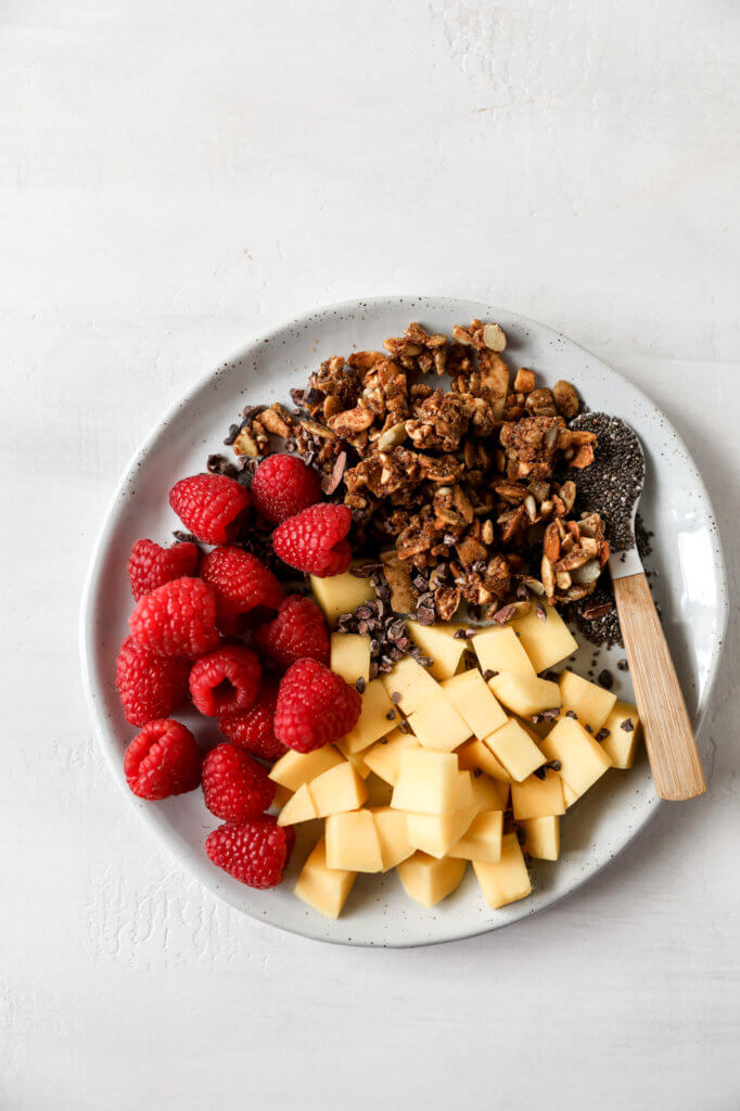 Tropical Matcha Smoothie Bowl: Jessi's Kitchen